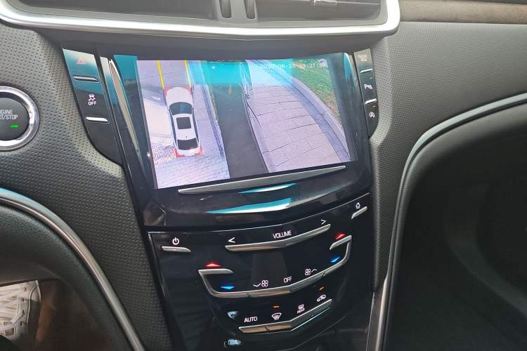 Used Cadillac XTS 2018 28T Elite Edition Audio And AC Panel