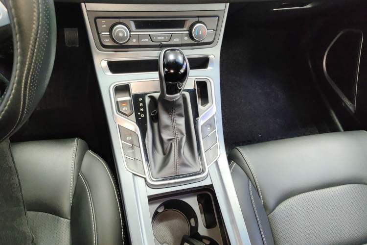 Used Geely Auto Emgrand 2019 Leading Edition 1.5L CVT Upward-Connected Model China VI Standard