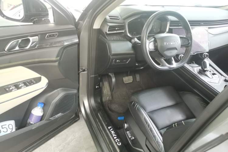 Used Lynk & Co 05 2020 2.0TD Two-Wheel Drive Shine Halo
