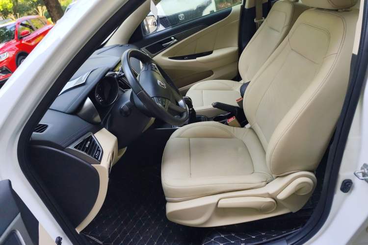 Used Changan Eado 2016 1.6L Manual Fashion Edition
