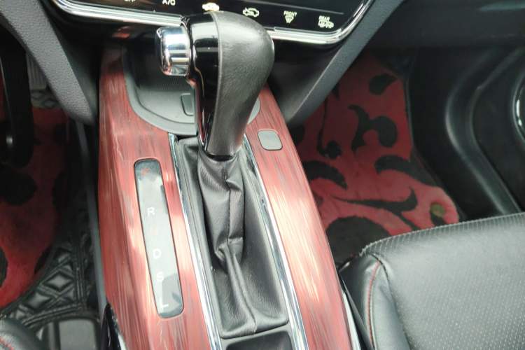 Used Honda XR-V 2015 1.8L VTi CVT Luxury Edition