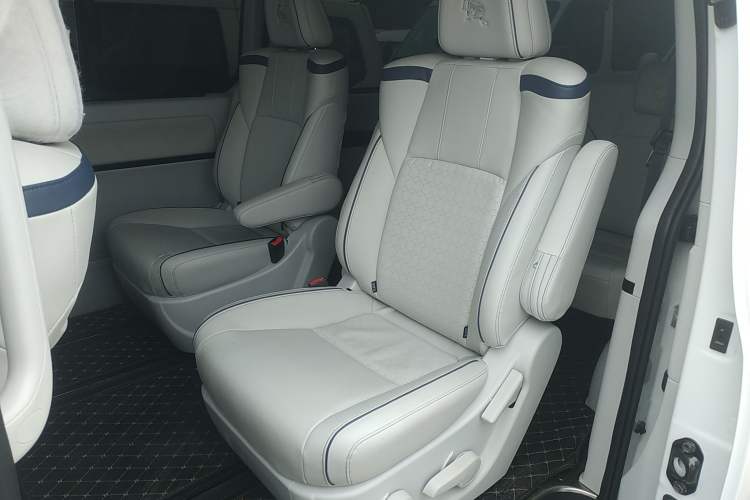 Used FORTHING M7 2022 Lingjue Model 2.0T Automatic Marquis Edition