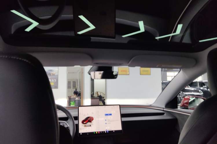 Used Tesla Model 3 2023 Long-Range All-Wheel-Drive Version Headliner