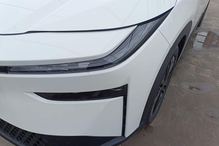 Used Toyota BZ 3X 2025 430 Air Left Front Headlight