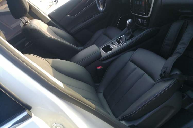 Used BYD Song MAX 2018 1.5T Automatic Smart Connect Luxury 6-Seater