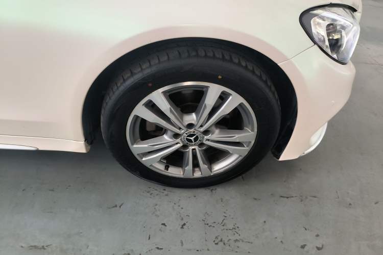 Used Mercedes-Benz C-Class 2017 Facelift C 200 L Sport Edition