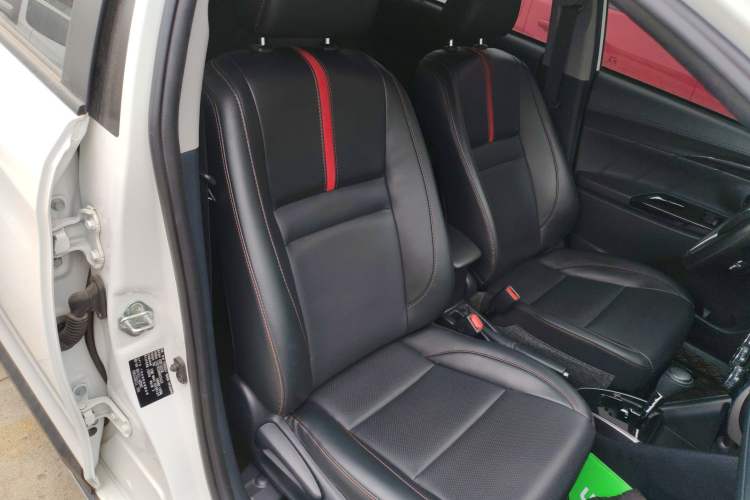 Used Toyota YARiS L Zhi Xuan 2022 X-Trail 1.5L CVT Luxury PLUS Edition
