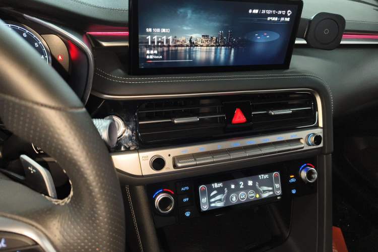 Used Genesis G70 2024 2.0T Hunter Model Rear-Drive Luxury Edition Shooting Brake
