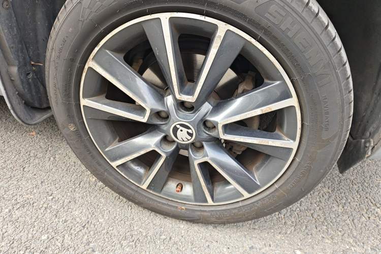 Used Skoda Yeti 2014 1.4 TSI DSG Phantom Edition
