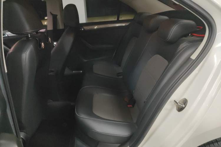 Used Volkswagen Santana 2018 1.5L Automatic Comfort Edition Left Rear Seat