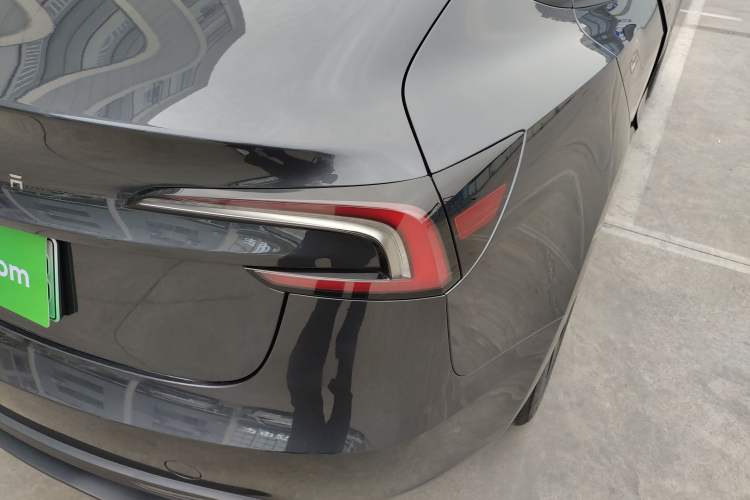 Used Tesla Model 3 2025 Rear-Wheel-Drive Version