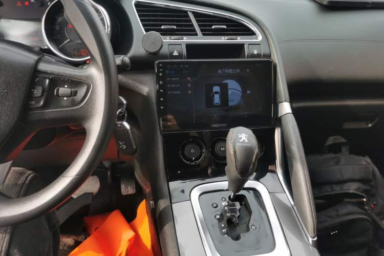 Used Peugeot 3008 2016 2.0L Automatic Classic Edition Audio And AC Panel