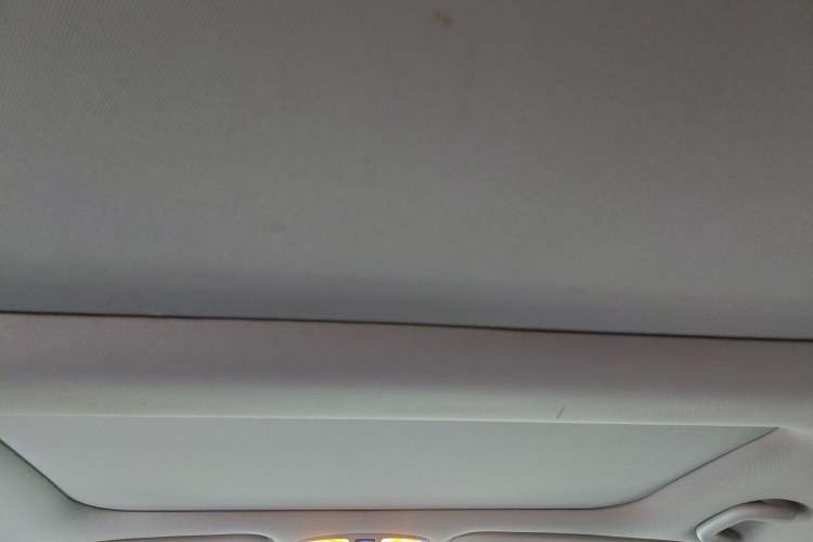 Used Hyundai Sonata 2011 2.0L Automatic Luxury Edition
