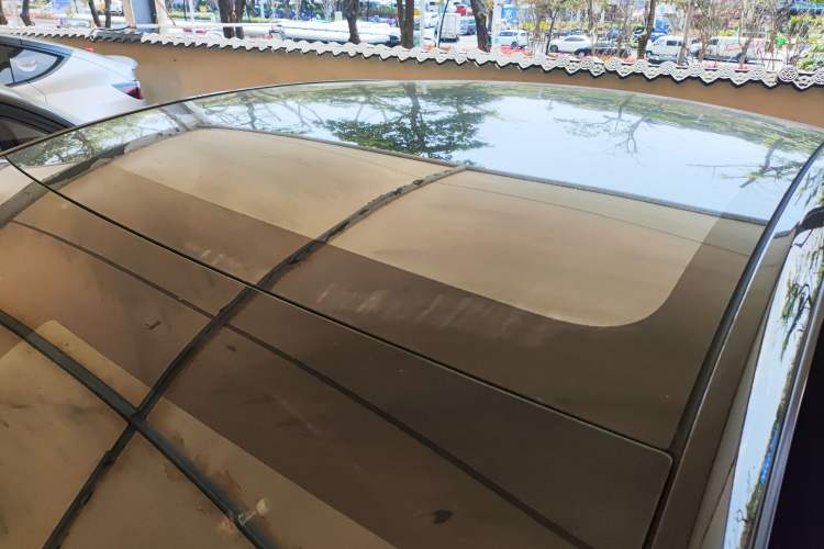 Used Tesla Model Y 2026 Long-Range All-Wheel-Drive Model
