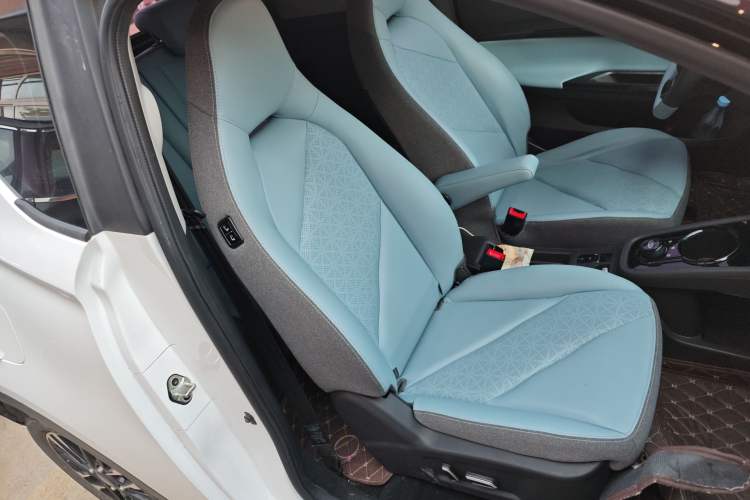 Used Chery New Energy Little Ant 2022 Sweet Pink Edition Half-Sugar Version 3-Cell Lithium 30kW 301km