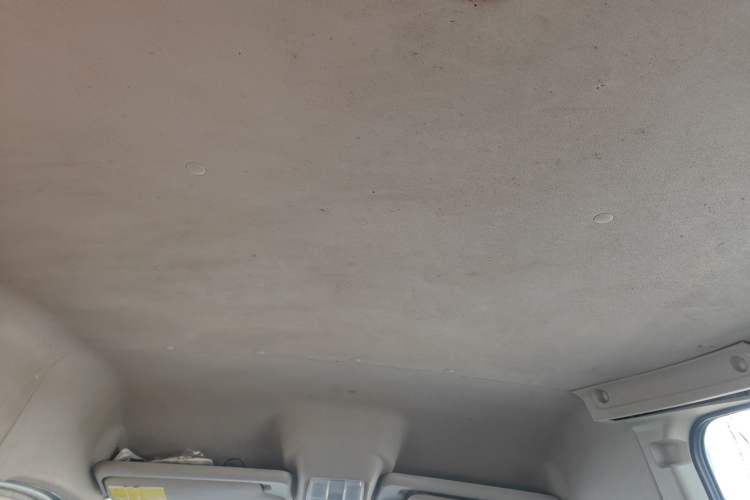 Used SAIC MAXUS Xintu V80 2021 2.0T Manual Classic Aoyuntong Long Wheelbase Mid-Roof 6/7/8/9-Seater