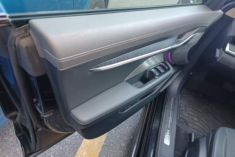 Used Zeekr 001 2022 Long-Range Dual-Motor WE Edition
