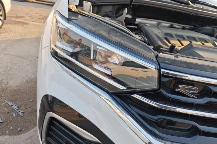 Used Volkswagen Tayron X 2020 330TSI Two-Wheel Drive Luxury Smart Connectivity Version