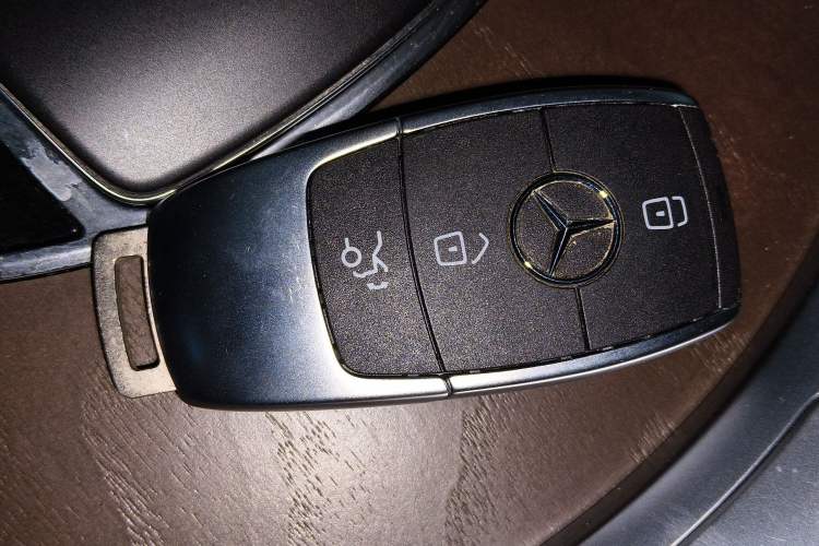 Used Mercedes-Benz GLC 2020 GLC 260 L 4MATIC Luxury Model
