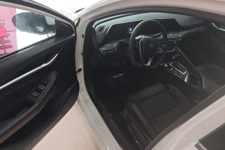 Used CHANGAN Eado 2020 PLUS Blue Whale NE 1.4T GDI DCT Prestige Model