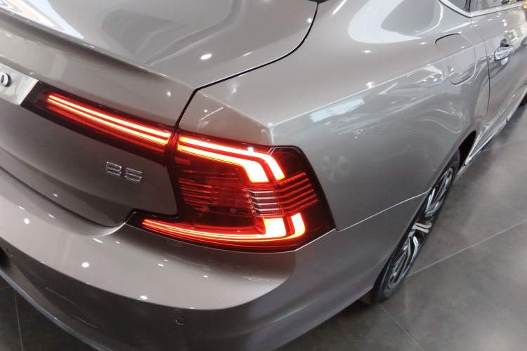 Used Volvo S90 2021 B5 Zhiyi Luxury Edition
