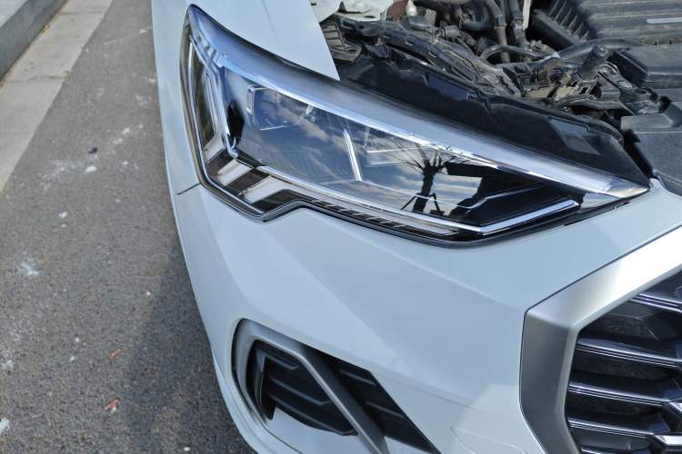 Used Audi Q3 2019 35 TFSI Fashion Dynamic Model