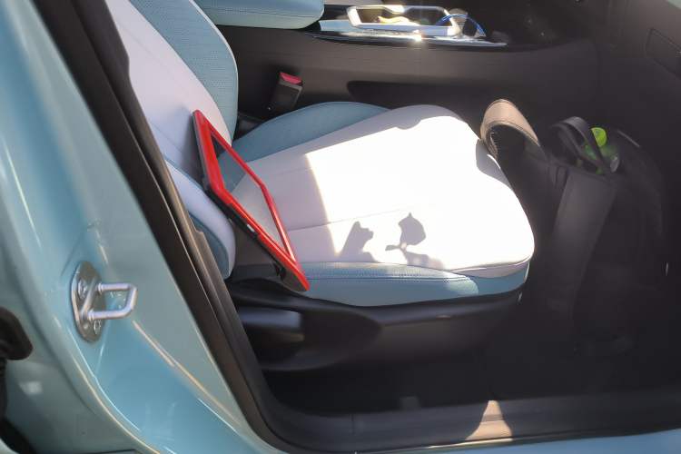 Used Geometry E Firefly 2024 301km Starlight