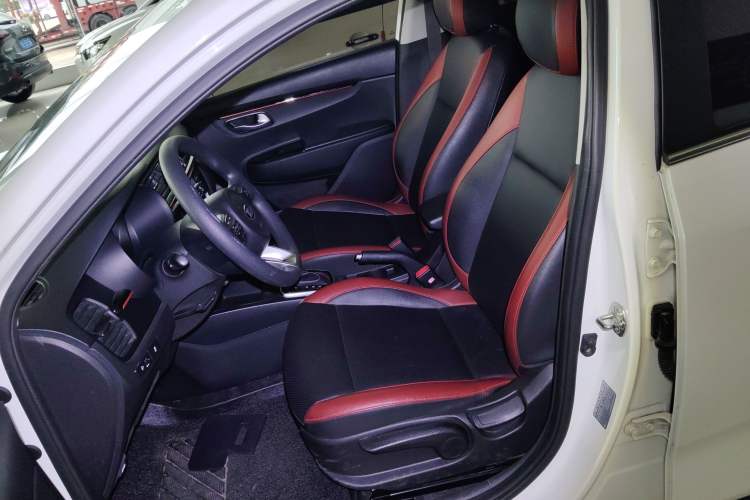 Used Kia KX Cross 2017 1.4L AT GLS