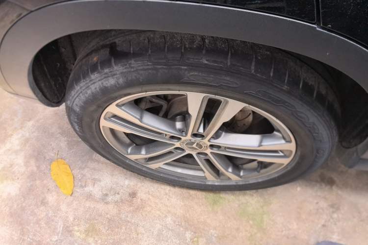 Used Mercedes-Benz GLA 2016 GLA 220 4MATIC Fashion Edition Right Rear Wheel Hub