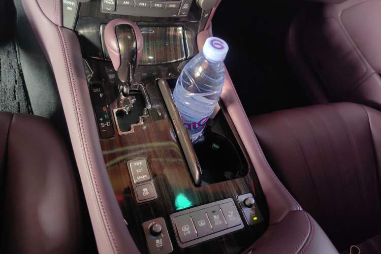 Used Lexus LS  Gear Lever