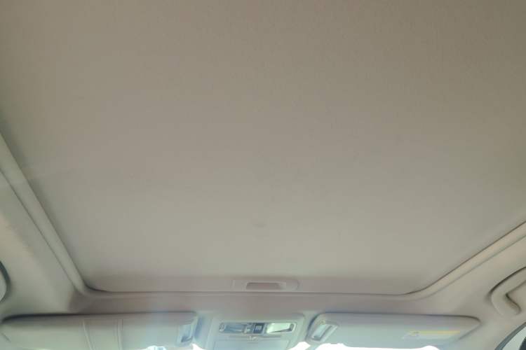 Used Subaru Forester 2015 2.0i Special Edition Commemorative Model
