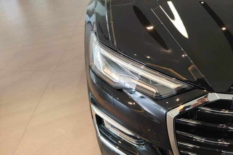 Used Audi A6L 2025 Restyled 45 TFSI quattro Prestige Dynamic Edition Right Front Headlight