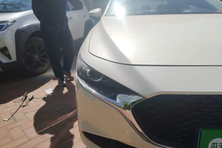 Used Mazda 3 Axela 2020 2.0L Automatic Zhiya Edition Right Front Headlight