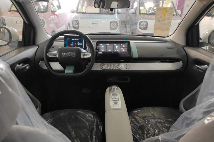 Used CHANGAN NEVO Lumin 2025 205 km Xiangqin Version
