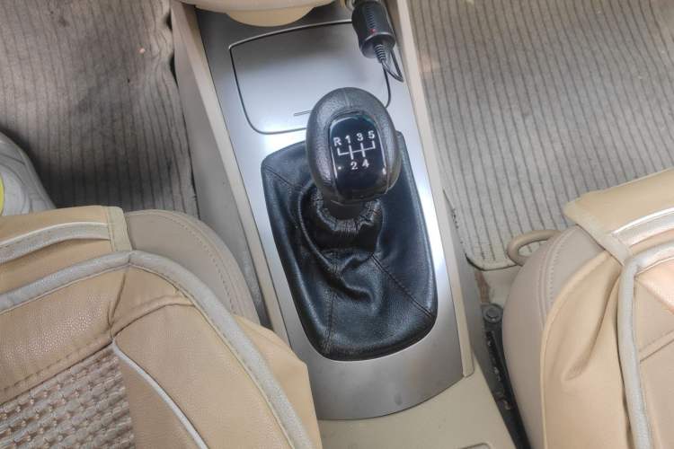 Used Buick Excelle 2011 1.6 LX-MT