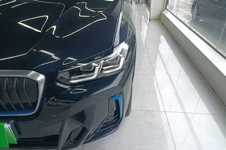 Used BMW iX3 2022 Leading Model
