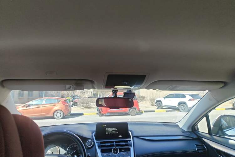 Used Lexus NX 2020 200 Front-Wheel Drive Vmotion Edition China VI Standard Headliner