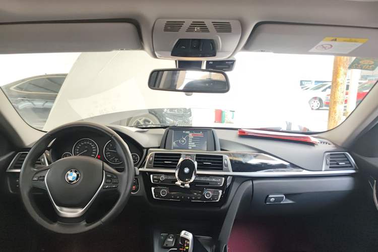 Used BMW 3 Series 2017 320Li Fashion Model