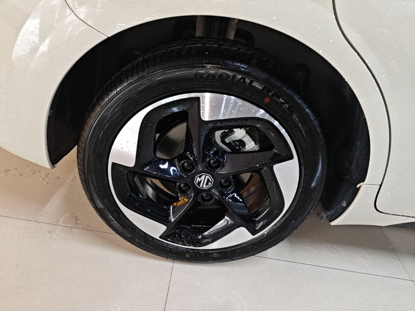 MG 4 EV 2026 Revised 437 Freedom Edition — снимка 11