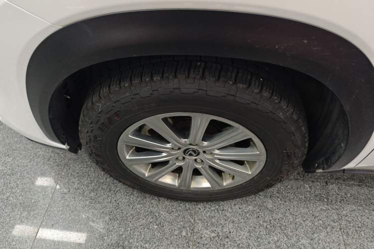 Used Lexus NX 2018 200 Front-Wheel-Drive Xingxing Edition China VI Standard