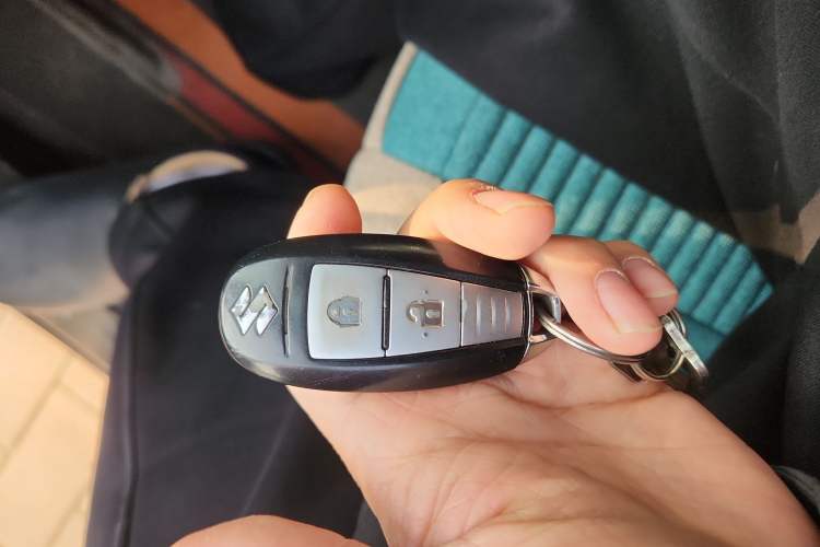 Used Suzuki Vitara S-Cross 2017 1.6L CVT Two-Wheel Drive Urban Fashion Model