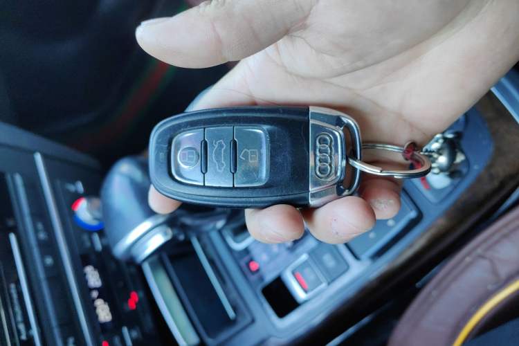 Used Audi A6L 2014 30 FSI Comfort Model