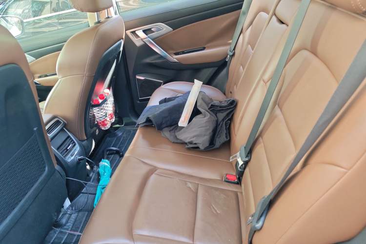 Used Geely Auto Emgrand X7 Sport 2016 1.8TD Automatic ZhiZun Version
