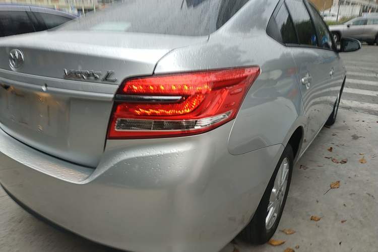 Used Toyota YARiS L Zhi Xiang 2019 1.5E CVT Dynamic Edition China VI compliant Exterior 3