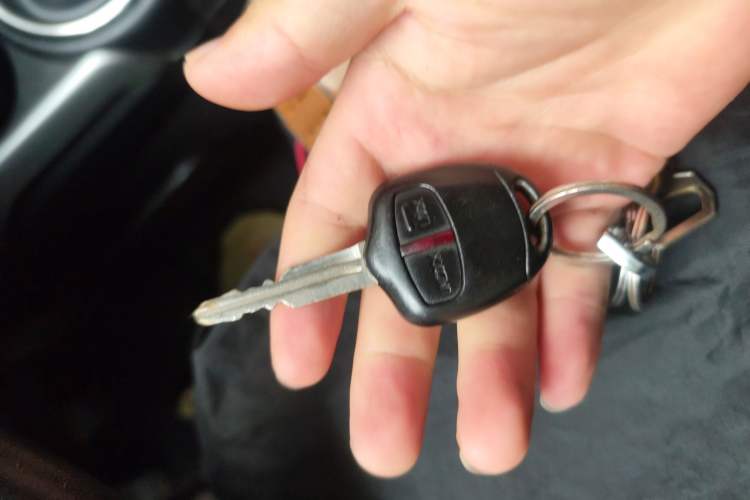 Used Mitsubishi ASX 2013 1.6L Manual Two-Wheel Drive Standard Edition Vehicle Key