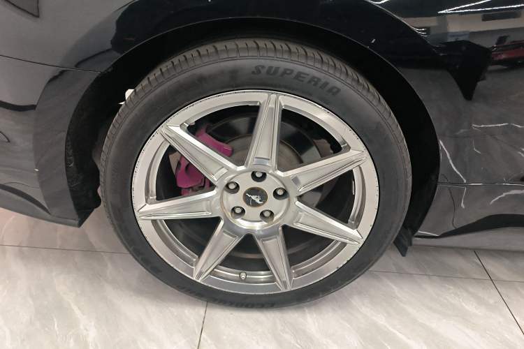 Used Ford Mustang 2020 2.3L EcoBoost Right Rear Wheel Hub