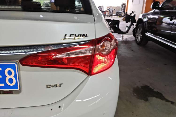 Used Toyota Levin 2017 Revised Version 185T CVT New Sharp Edition China V Standard