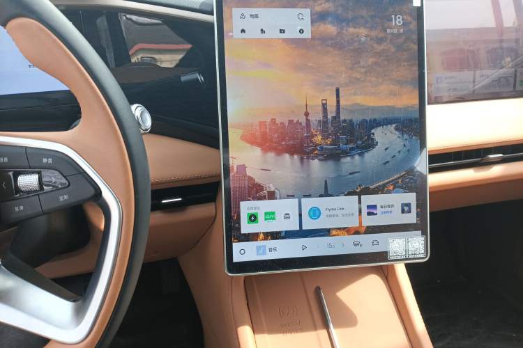 Used Geely Galaxy L7 2025 EM-i 115km Exploration+ Edition Audio And AC Panel