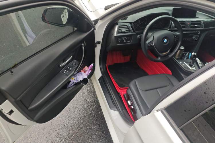 Used BMW 3 Series 2017 318i Fashion Model