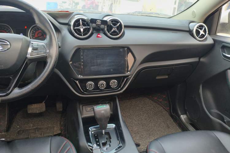 Used Soueast DX3 2018 1.5T CVT Luxury Model